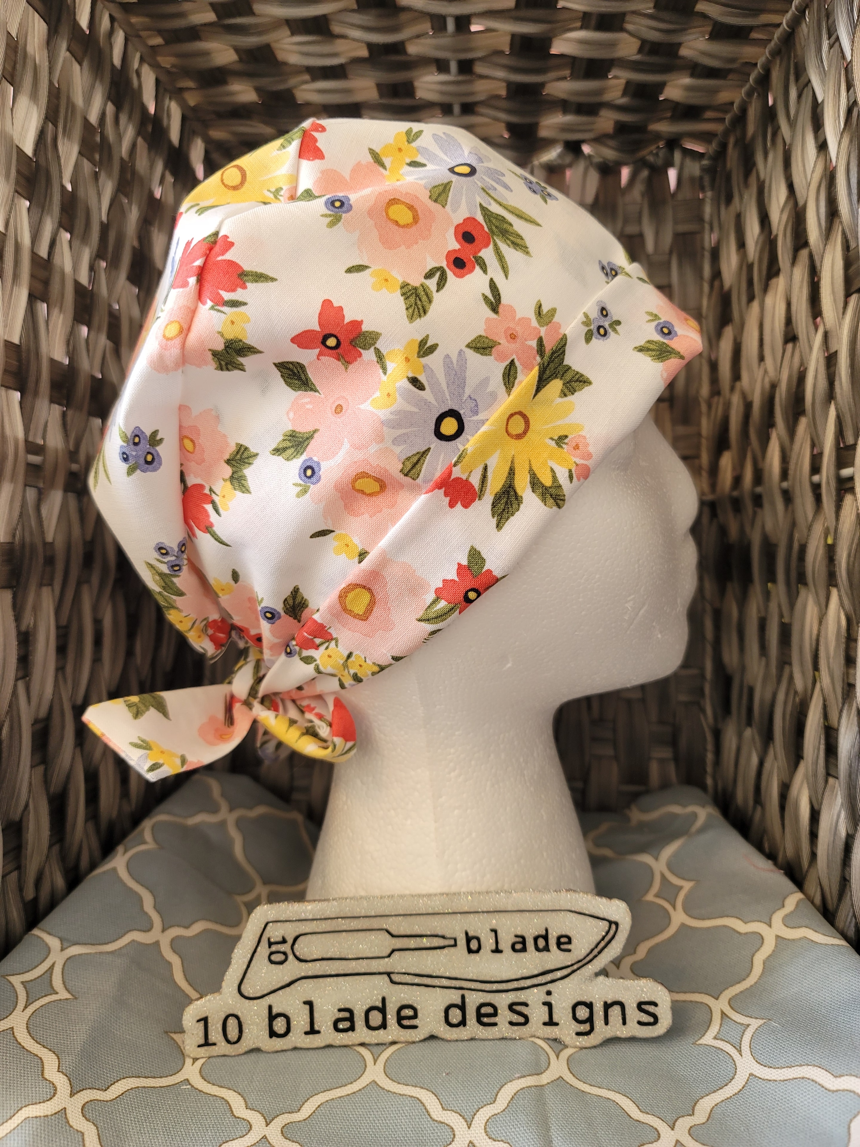 10 Blade Designs bee yourself headwrap